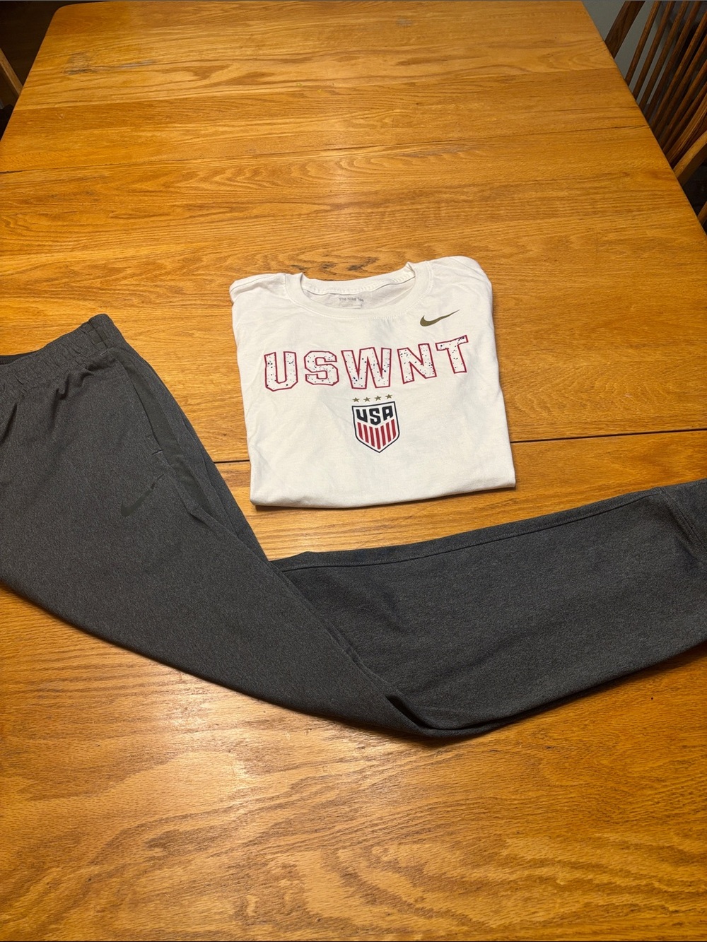 Nike White USWNT Graphic Tee with Charcoal Sweatpants - Picture 2 of 8
